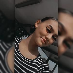 Meet your Posher, Kaycee